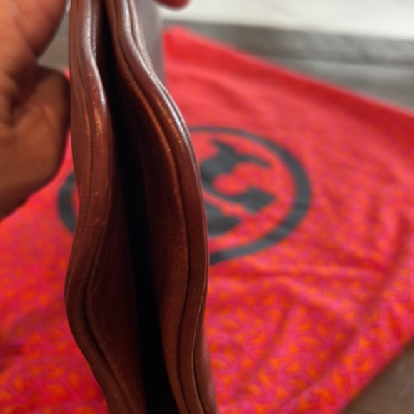 Tory Burch Leather Bombe Reva - Picture 9 of 13